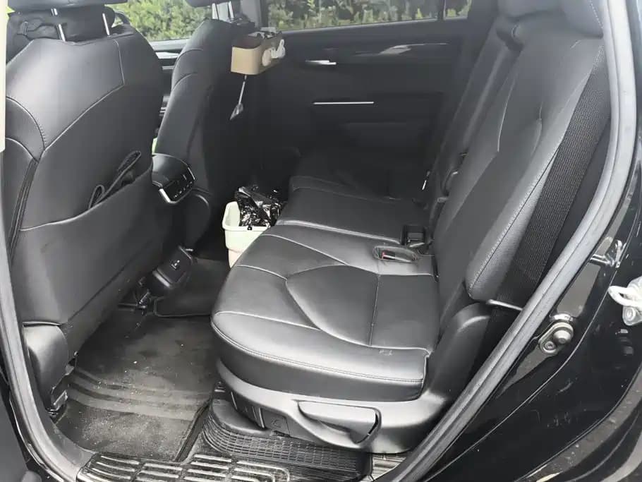 Toyota Highlander 2022 Hybrid 2.5L 4 WD Premium Edition 7 seats — фото 11
