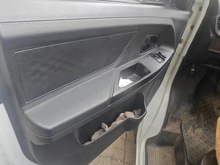 Kaicheng Ruixing EM80 2025 Passenger Edition комфортная 6-местная 300-километровая дверь для подъема — фото 7