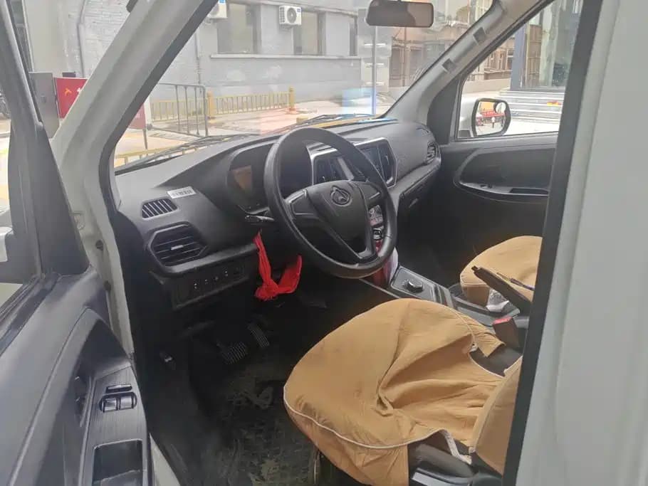 Kaicheng Ruixing EM80 2025 Passenger Edition комфортная 6-местная 300-километровая дверь для подъема — фото 9