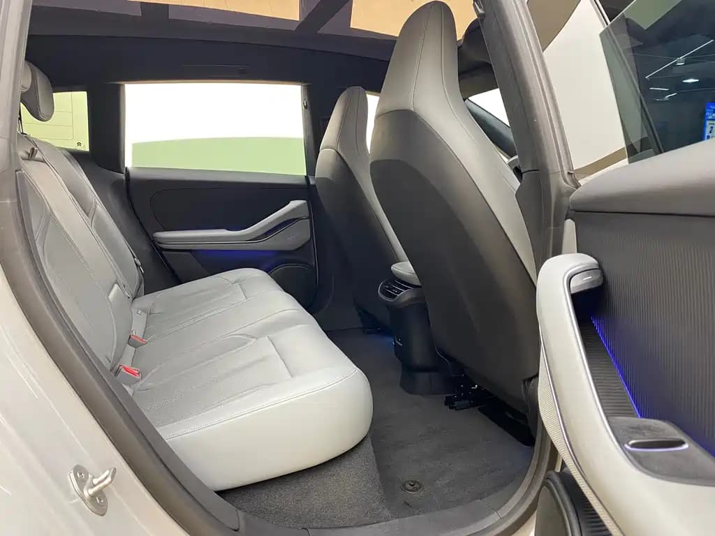 NIO ET5T 2024 75 kWh Touring — фото 16