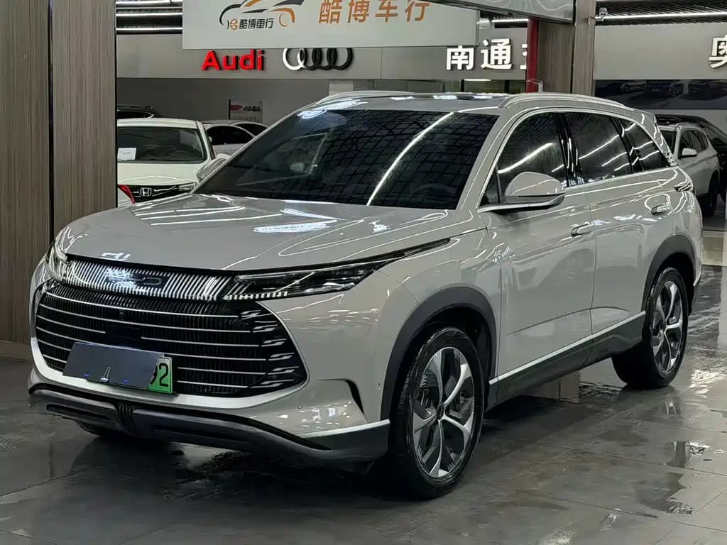 BYD Frigate 07 2023 DM-i 100 KM Flagship Type — фото 1