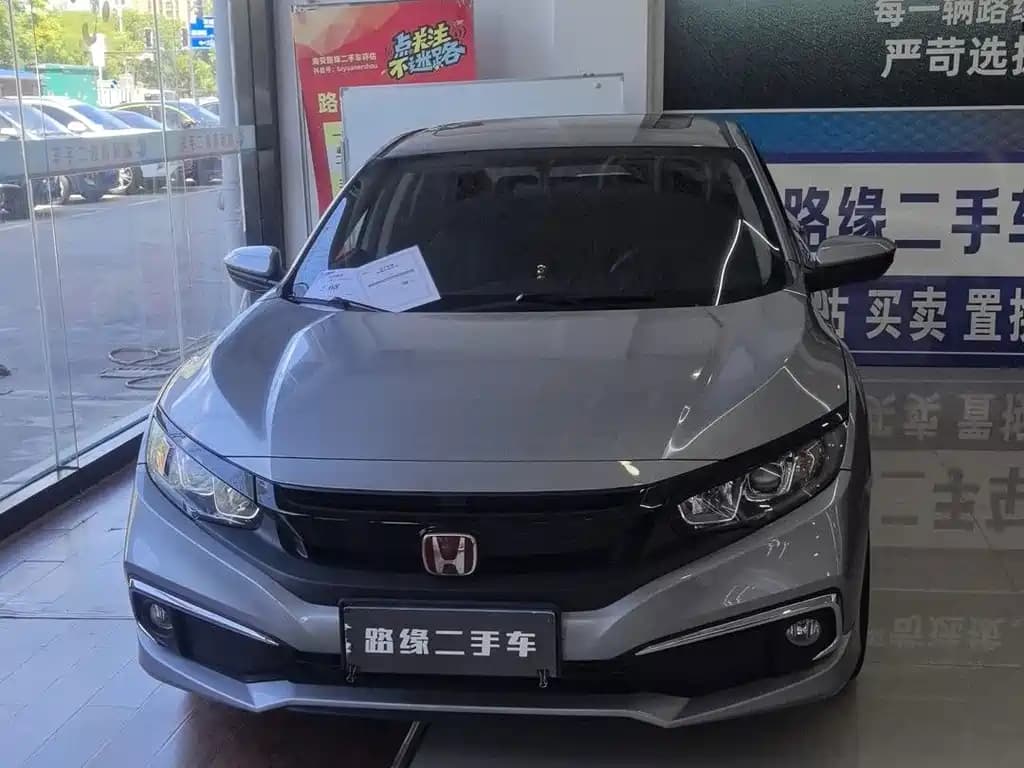 Honda Civic 2019 220 TURBO CVT Dynamic Dynamic Edition China V — фото 2