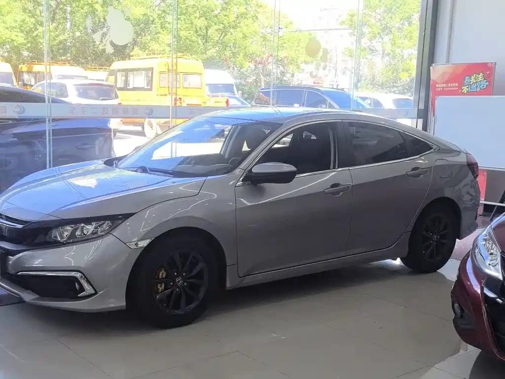 Honda Civic 2019 220 TURBO CVT Dynamic Dynamic Edition China V — фото 15