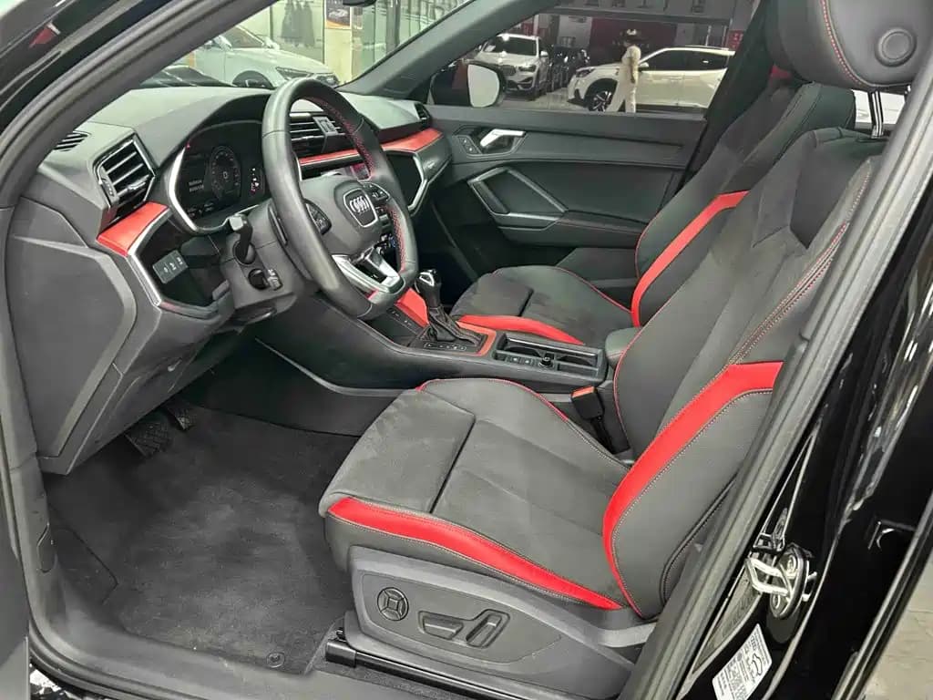 Audi Q3 2023 35 TFSI Fashion Dynamic Type (1.4T) — фото 11