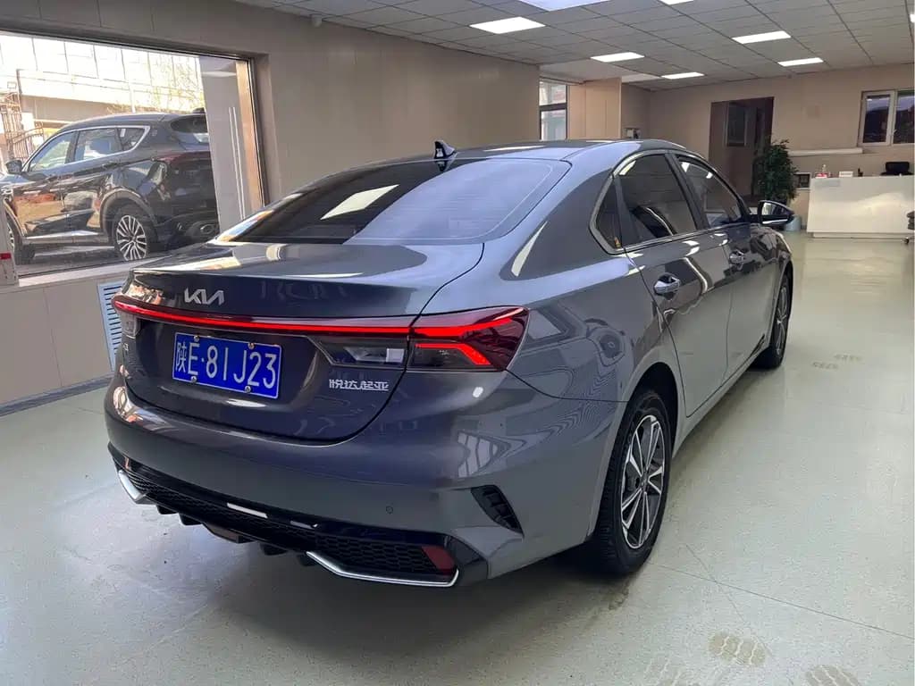 Kia K3 2024 1.5L CVT Comfort Premium Enjoy Edition — фото 6