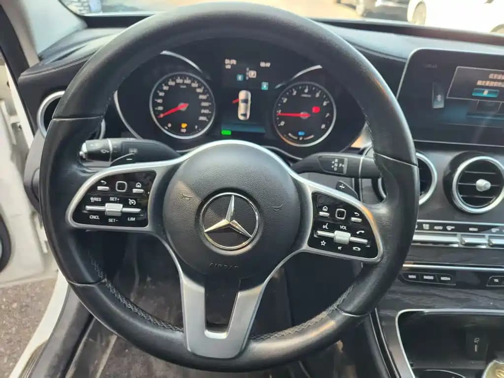 Mercedes-Benz C-Class 2019 C 260 L Sport Edition — фото 8
