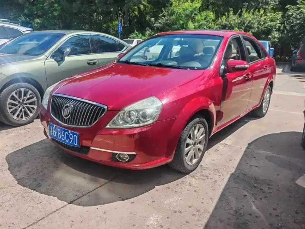 Buick Excelle 2011 1.6 LE-AT — фото 1