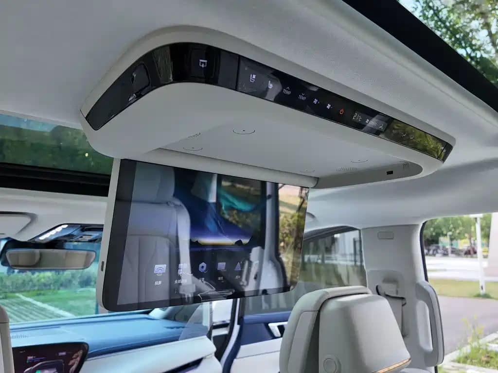 Buick GL8 Hybrid 2024 LandKing Luxury Enjoy Edition 6 seats — фото 14