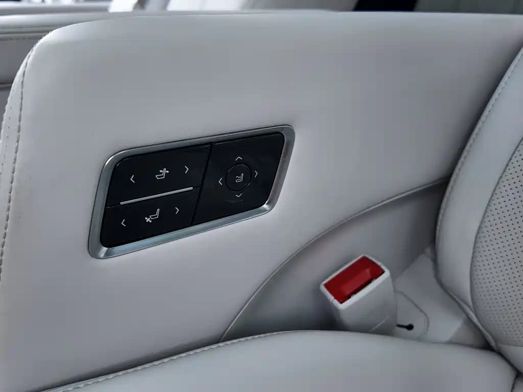 Buick GL8 Hybrid 2024 LandKing Luxury Enjoy Edition 6 seats — фото 8