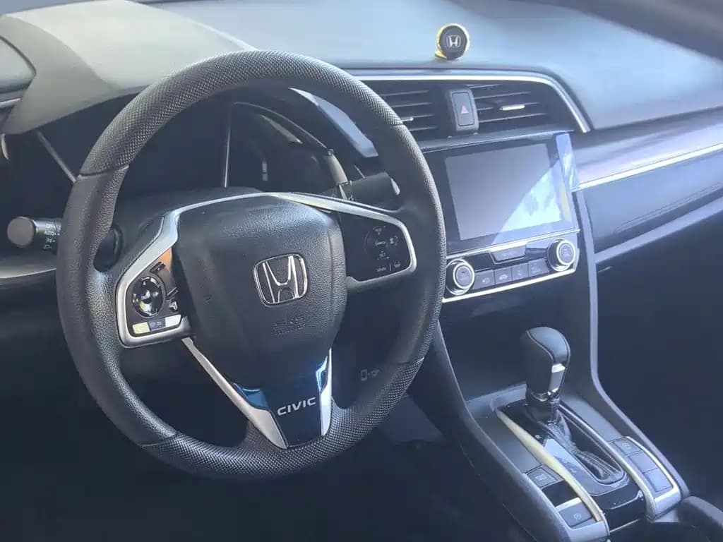Honda Civic 2019 220 TURBO CVT Dynamic Dynamic Edition China V — фото 8