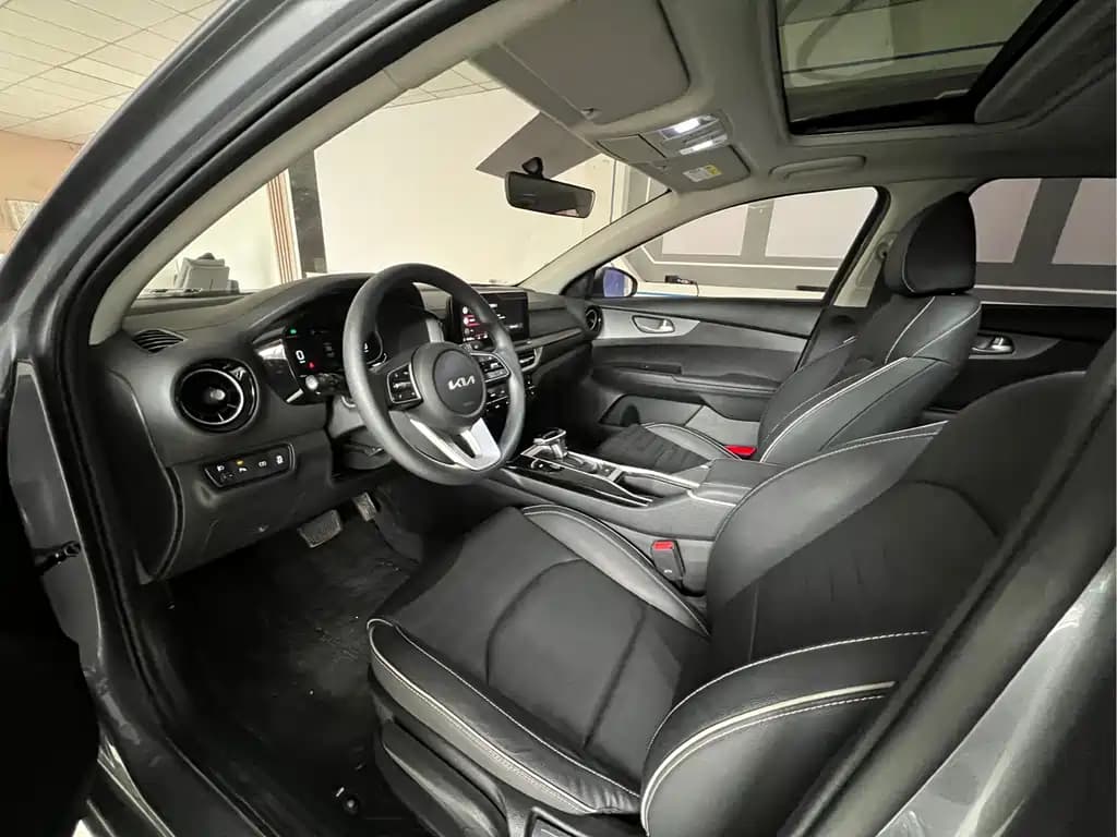 Kia K3 2024 1.5L CVT Comfort Premium Enjoy Edition — фото 7
