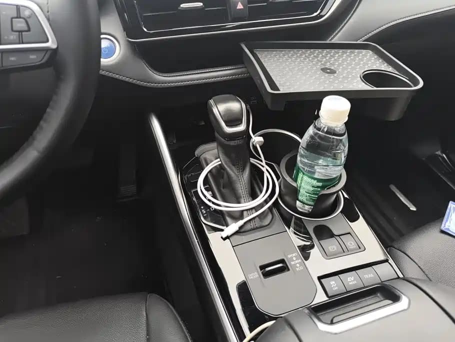 Toyota Highlander 2022 Hybrid 2.5L 4 WD Premium Edition 7 seats — фото 16