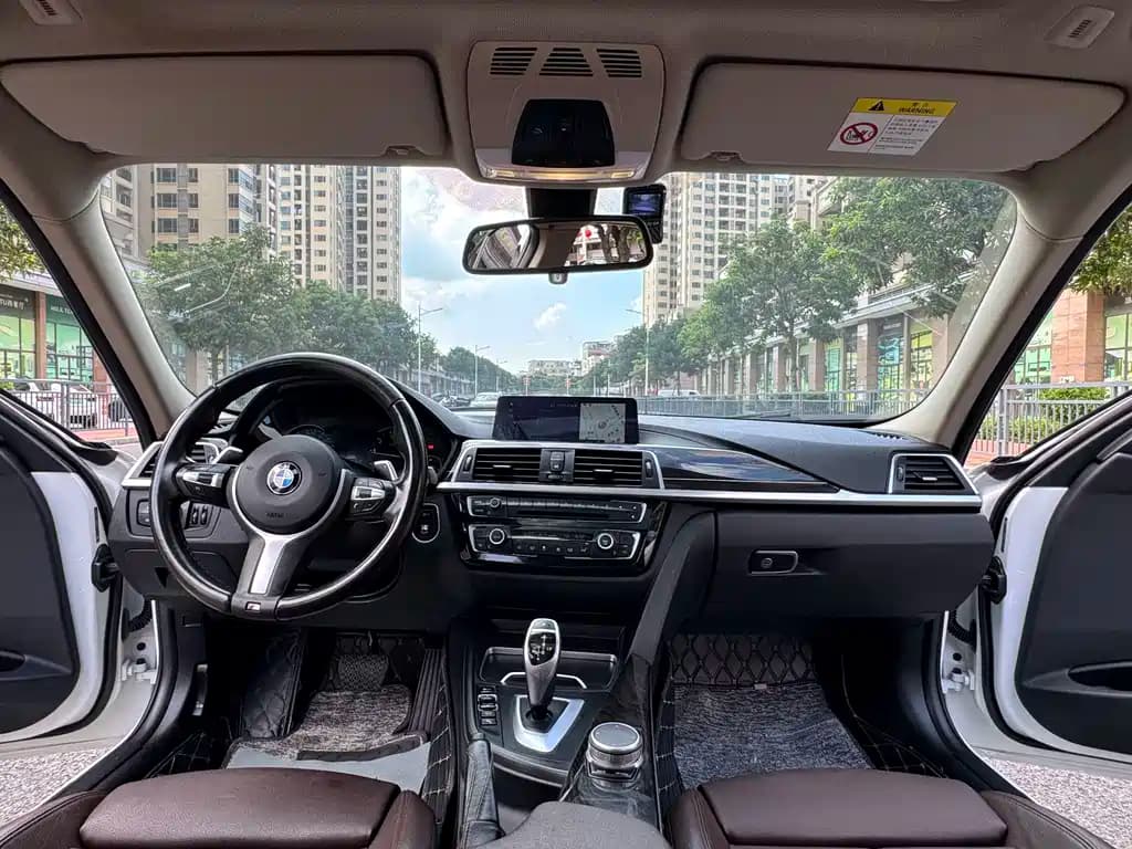 BMW 3 Series 2019 320 Li M Sport Night Edition — фото 14