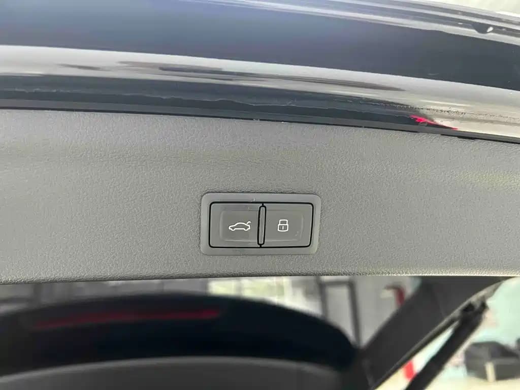 Audi Q3 2023 35 TFSI Fashion Dynamic Type (1.4T) — фото 17