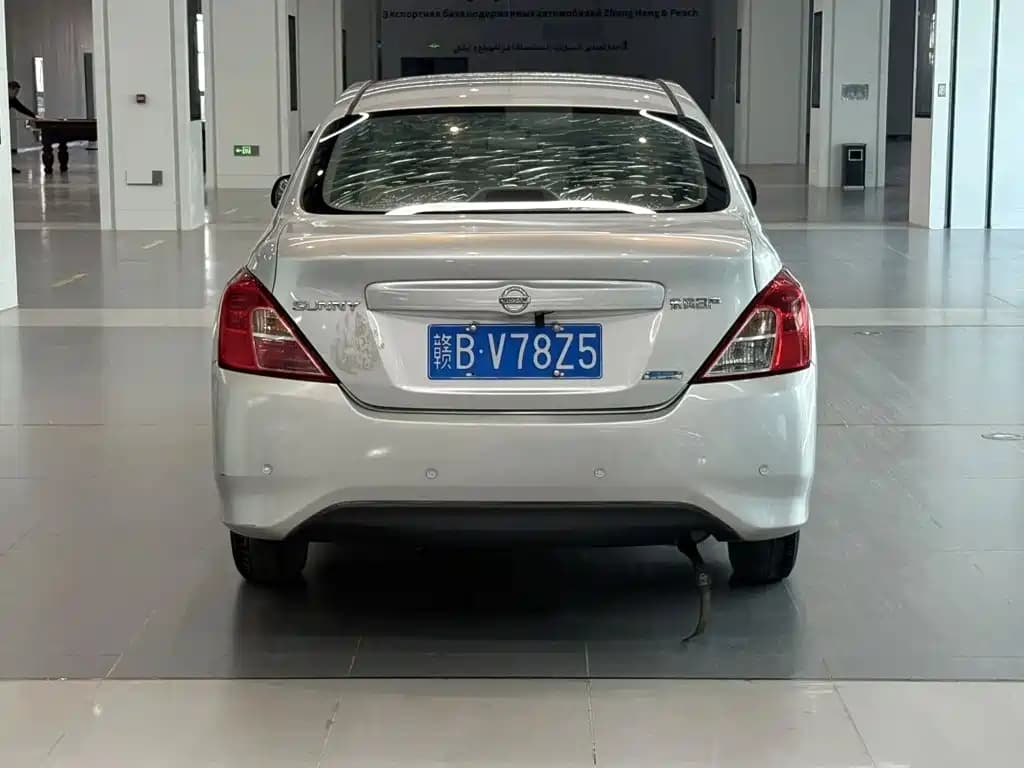 Nissan Sunny 2015 1.5 XE Manual Comfort Edition — фото 8