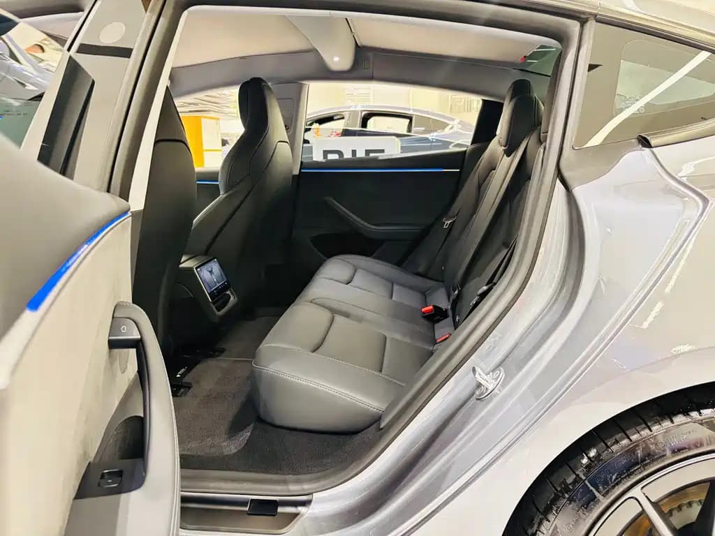 Tesla Model 3 2024 High Performance AWD Edition — фото 17