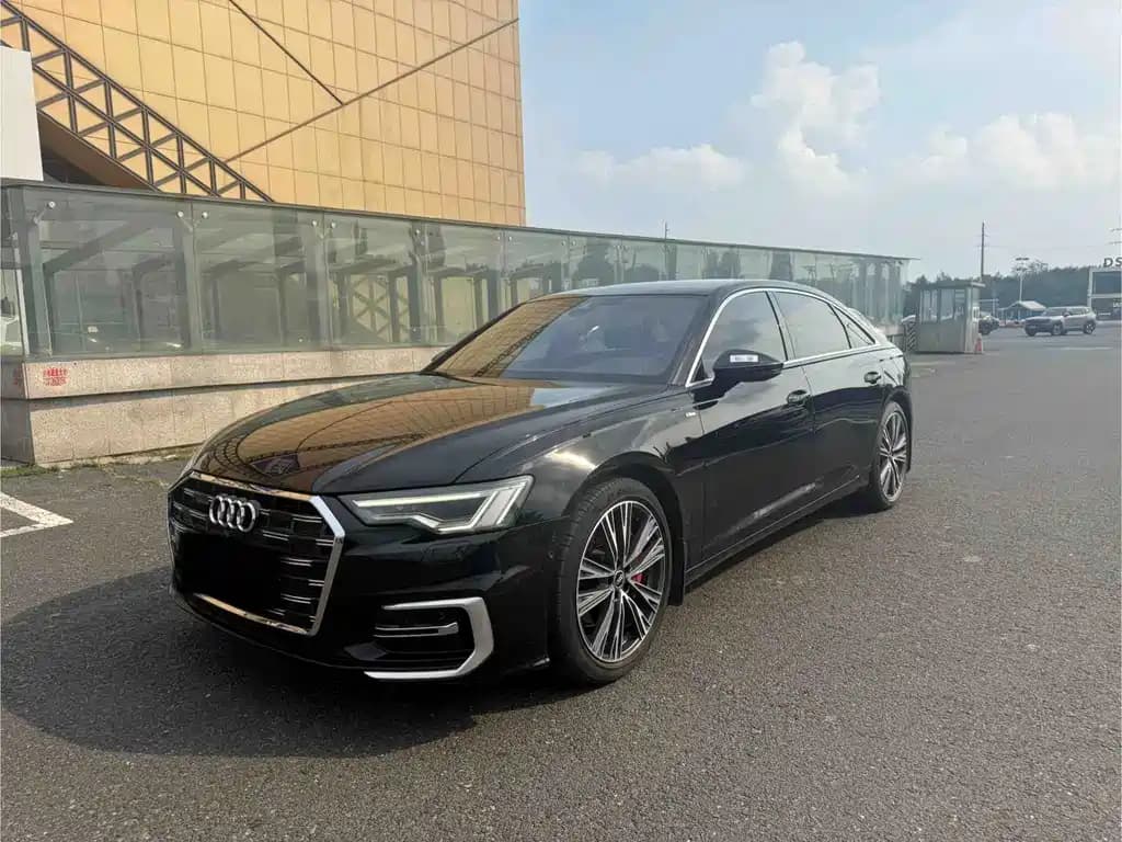 Audi A6L 2022 45 TFSI quattro Select Dynamic Type — фото 2