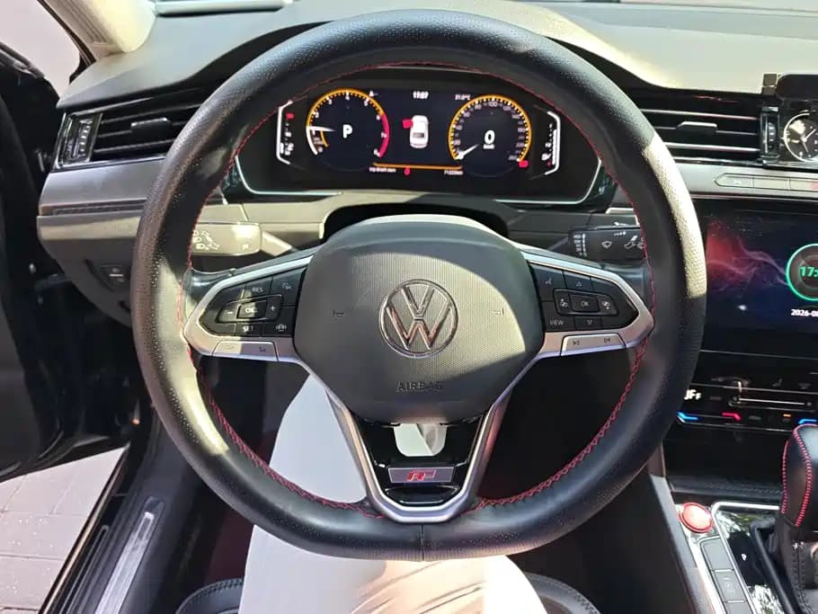 Volkswagen Magotan 2020 330 TSI DSG Luxury Type — фото 15
