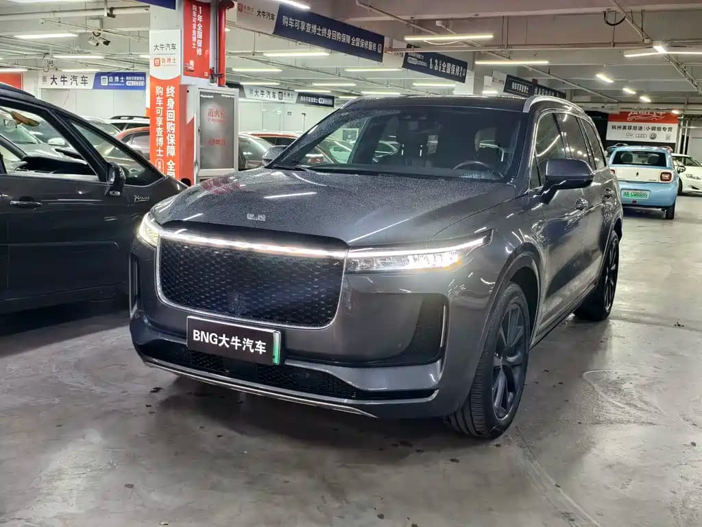 Li Auto Li ONE 2020 EREV 6 seats Edition — фото 1