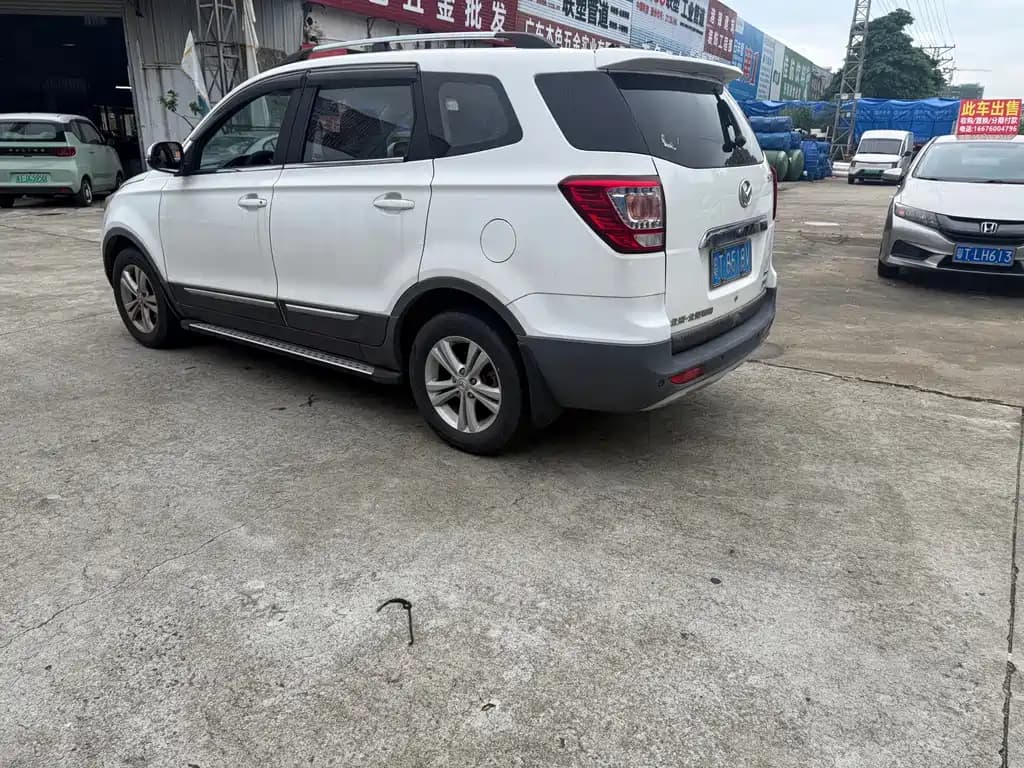 Huasu Huansu S3 2017 1.5L Manual Luxury Type — фото 5