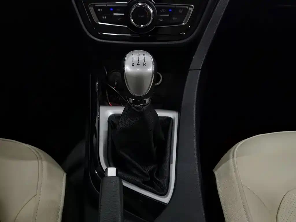 Changan V7 2016 1.6L Manual Joy Type China V — фото 13