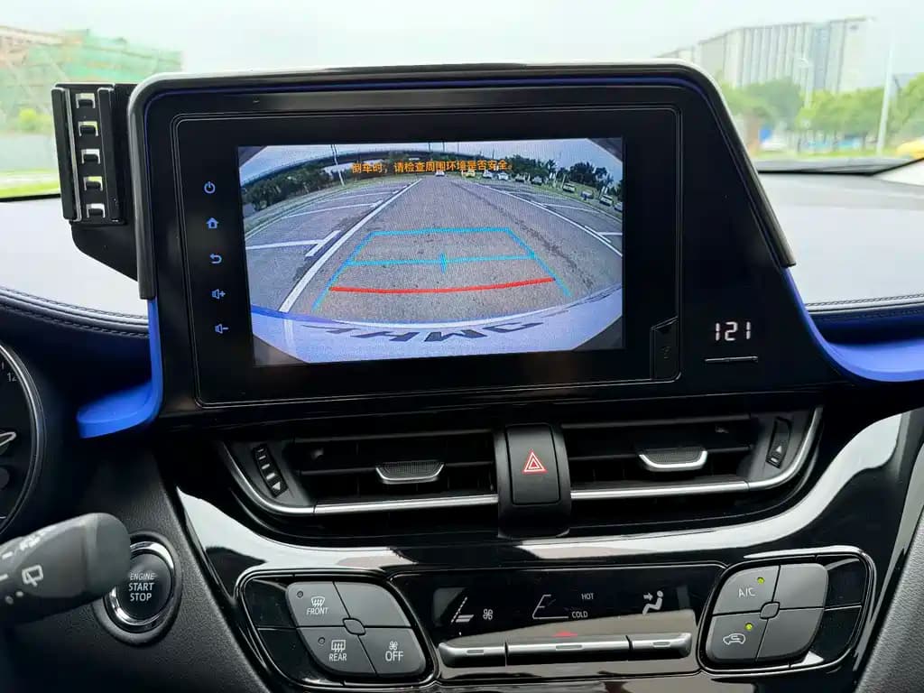 Toyota C-HR 2022 2.0L Leading Edition — фото 14