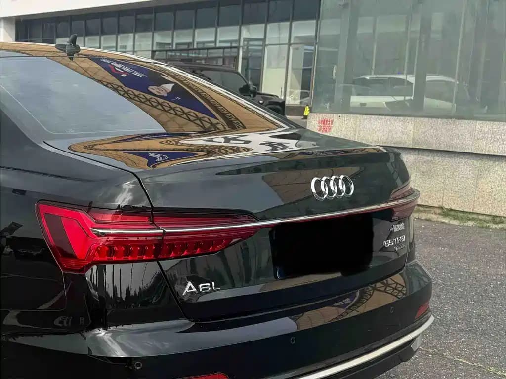 Audi A6L 2022 45 TFSI quattro Select Dynamic Type — фото 5