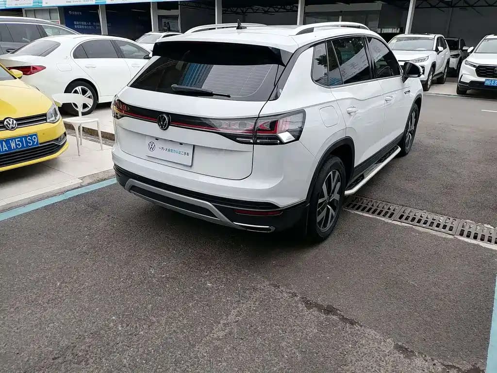 Volkswagen Tayron 2023 330 TSI 2 WD Luxury Plus Advanced Edition — фото 10