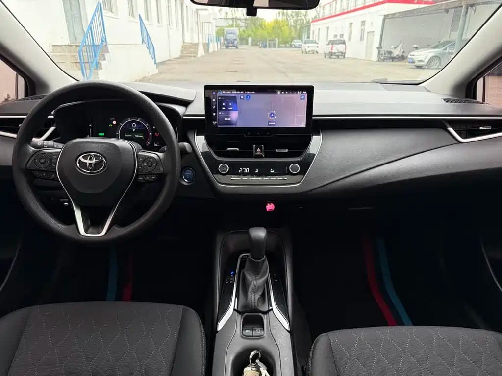 Toyota Corolla 2024 1.8L Smart Hybrid Elite Edition — фото 18