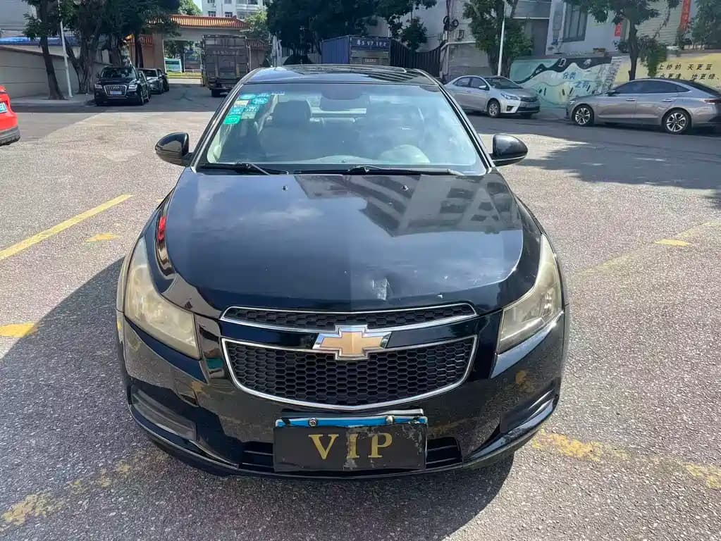 Chevrolet Cruze 2012 1.6L SE MT — фото 2
