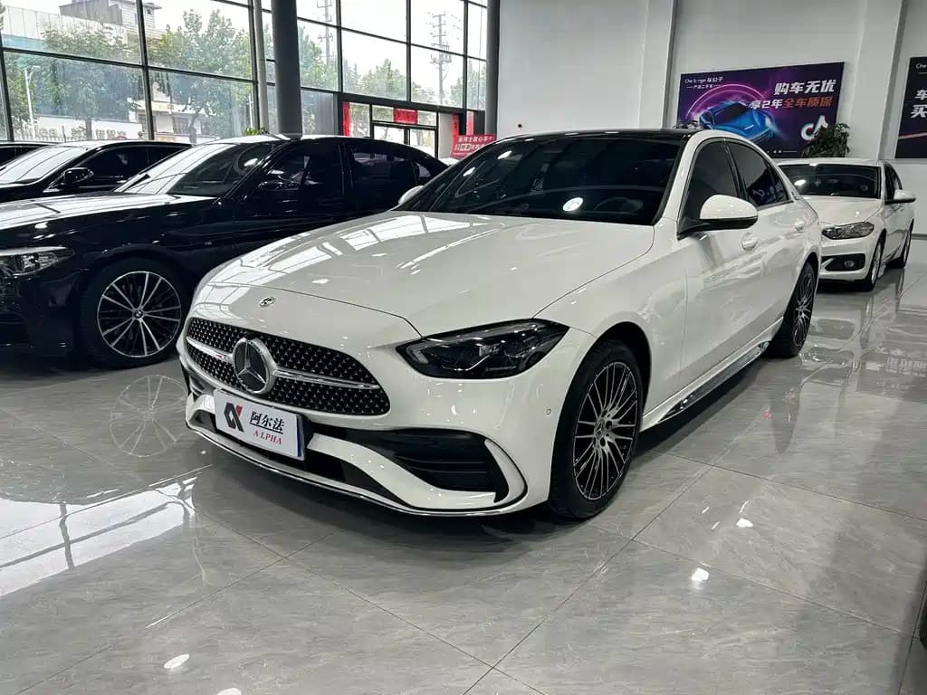 Mercedes-Benz C-Class 2024 Facelift 3 C 260 L Sport Edition — фото 1
