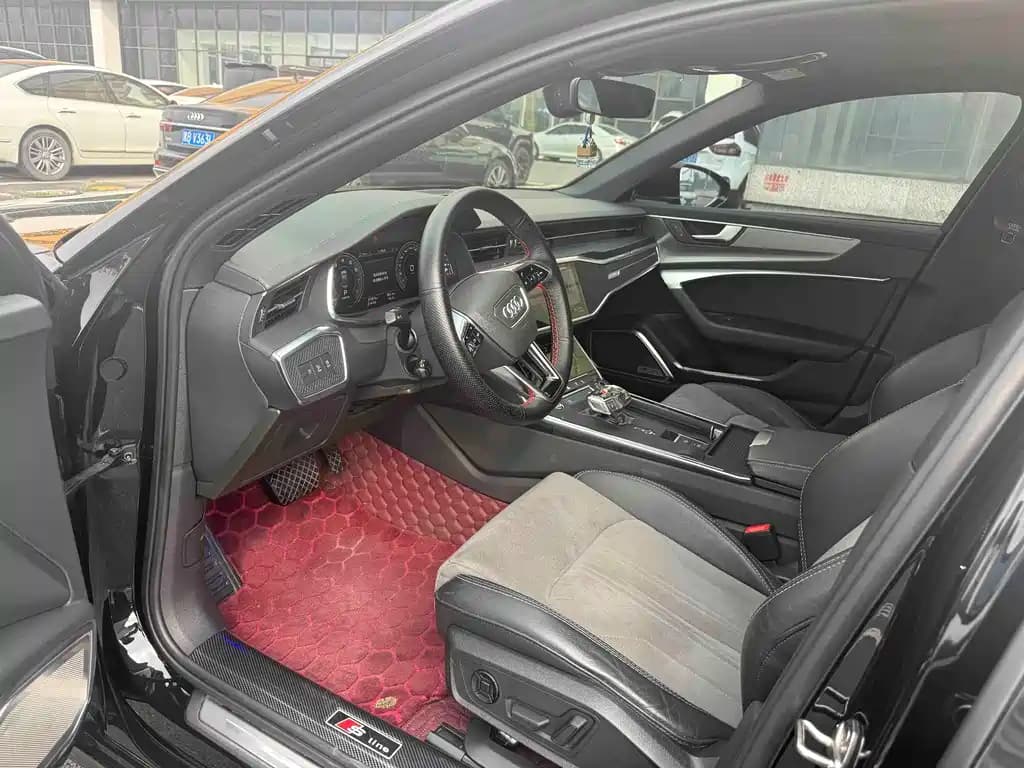 Audi A6L 2022 45 TFSI quattro Select Dynamic Type — фото 9