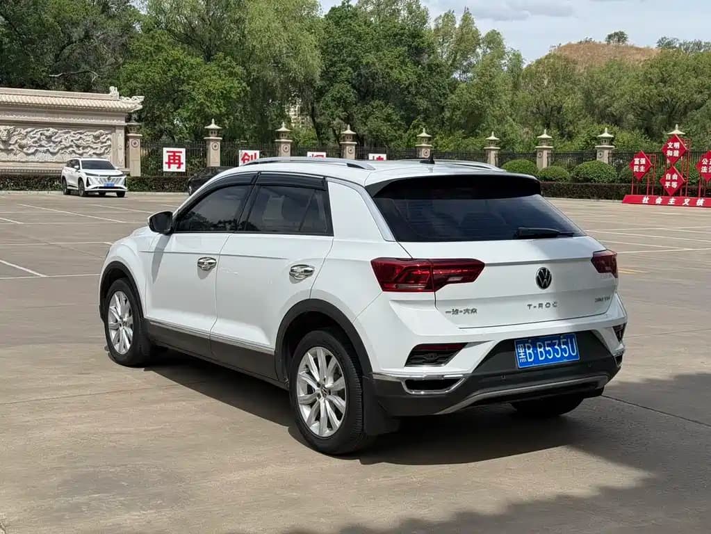 Volkswagen T-Roc 2022 280 TSI DSG 2 WD Elite PLUS — фото 4