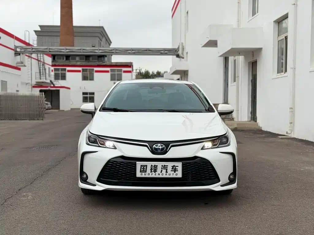 Toyota Corolla 2024 1.8L Smart Hybrid Elite Edition — фото 2