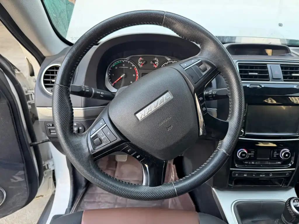 Haval H5 Classic 2018 Classic Edition 2.0T Diesel Manual 4 WD Elite Type — фото 6