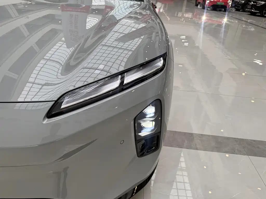 NIO ET5T 2025 75 kWh Touring — фото 17
