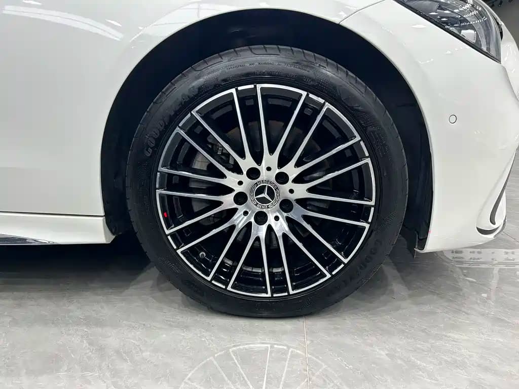 Mercedes-Benz C-Class 2024 Facelift 3 C 260 L Sport Edition — фото 16