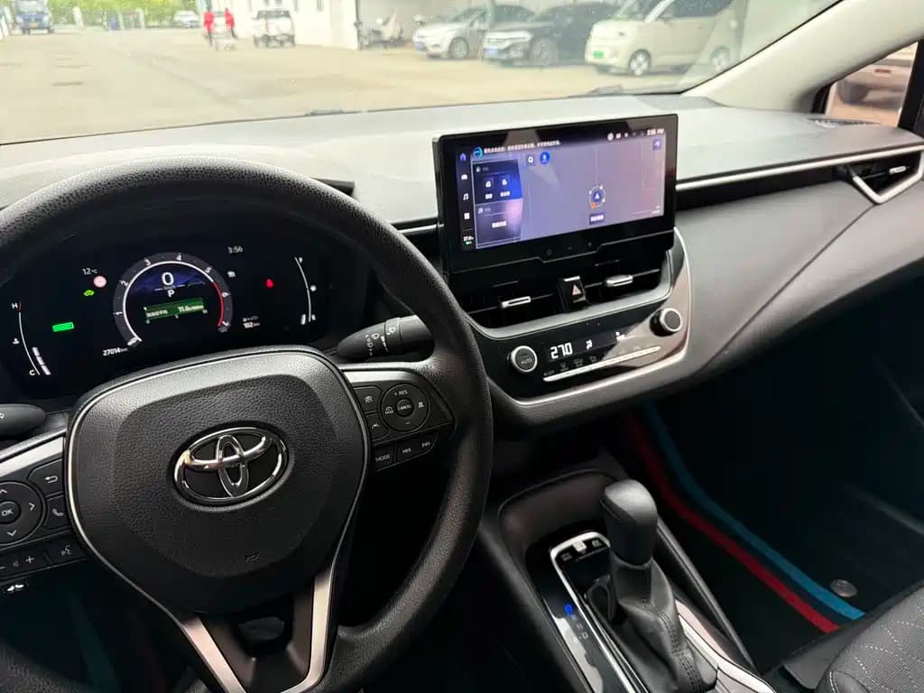 Toyota Corolla 2024 1.8L Smart Hybrid Elite Edition — фото 12