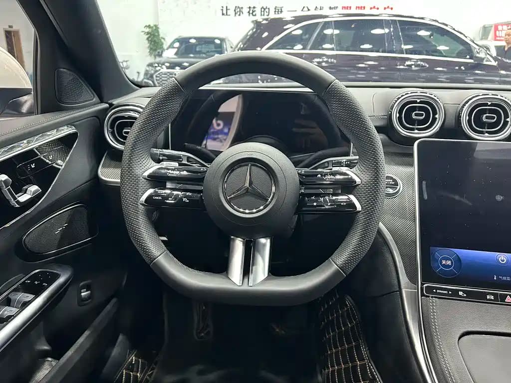 Mercedes-Benz C-Class 2024 Facelift 3 C 260 L Sport Edition — фото 12