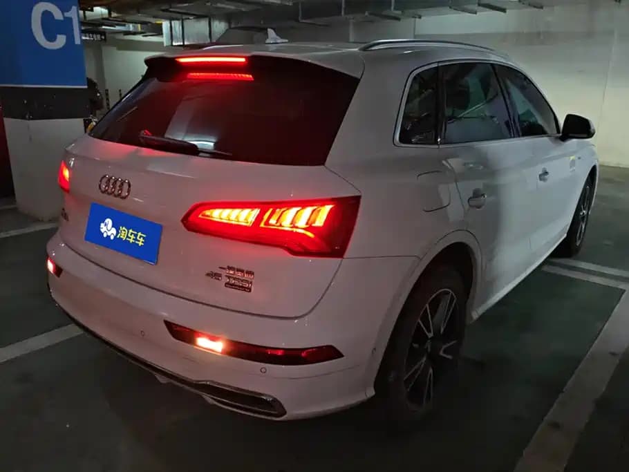 Audi Q5L 2020 45 TFSI Premium Fashion Type — фото 3