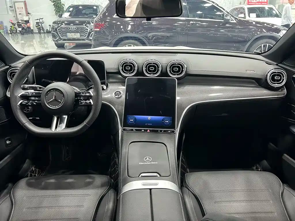 Mercedes-Benz C-Class 2024 Facelift 3 C 260 L Sport Edition — фото 8
