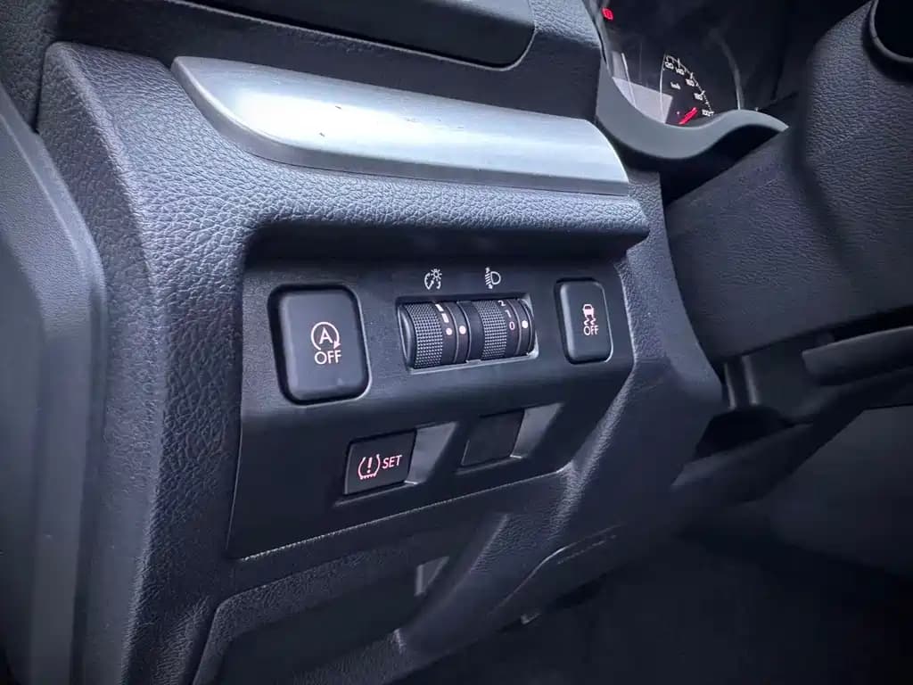 Subaru XV 2017 2.0i Comfort Navigation Edition — фото 6