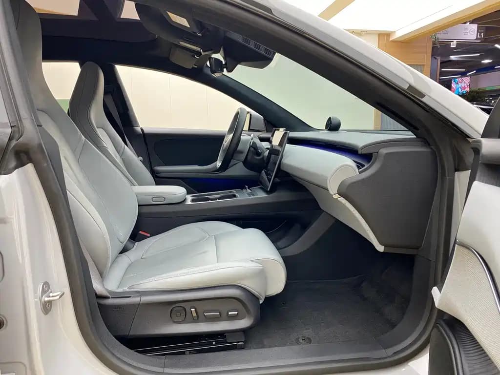 NIO ET5T 2024 75 kWh Touring — фото 15