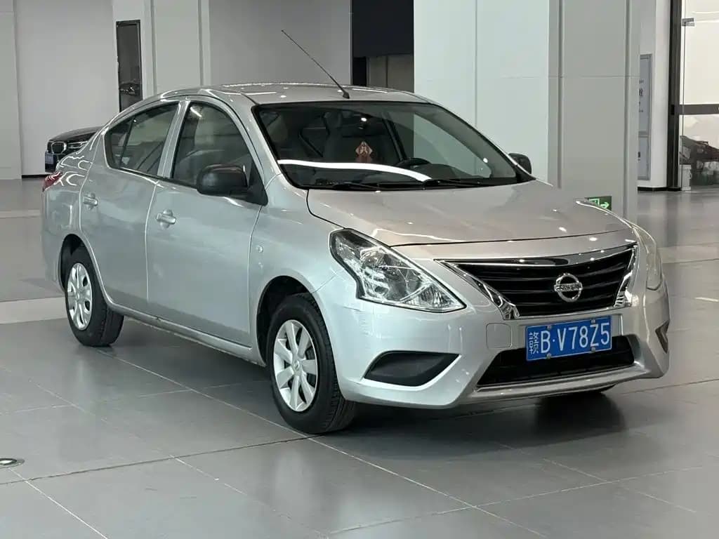 Nissan Sunny 2015 1.5 XE Manual Comfort Edition — фото 3