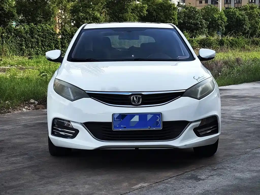 Changan Eado XT 2015 1.6L Auto Handsome Type China V — фото 2