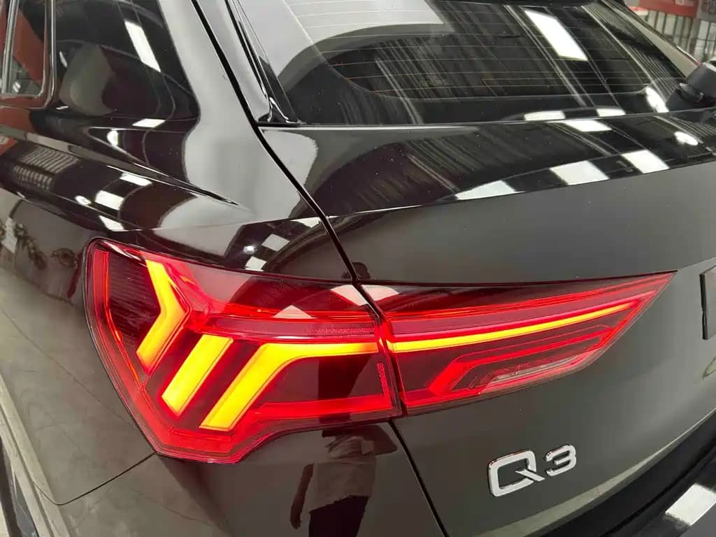 Audi Q3 2023 35 TFSI Fashion Dynamic Type (1.4T) — фото 19