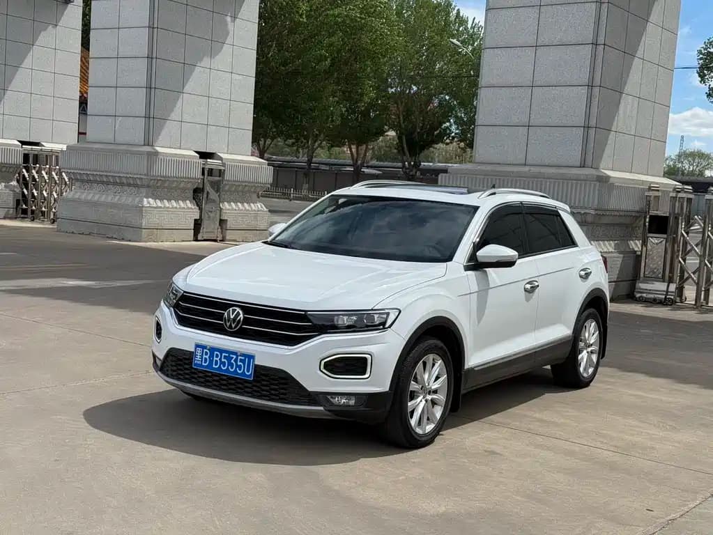 Volkswagen T-Roc 2022 280 TSI DSG 2 WD Elite PLUS — фото 1