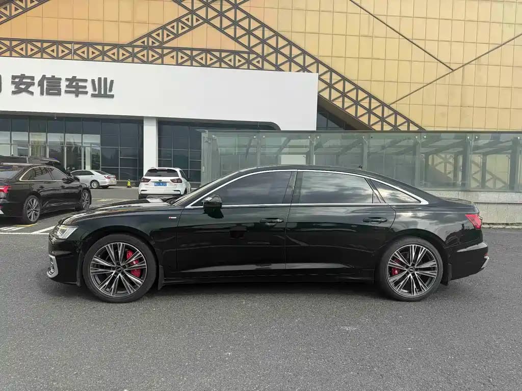 Audi A6L 2022 45 TFSI quattro Select Dynamic Type — фото 11